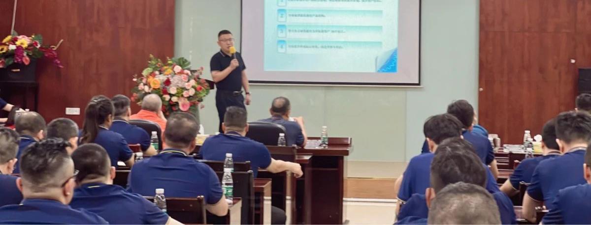 企業第二季度銷售總結會議及上半年銷售總結大會勝利召開